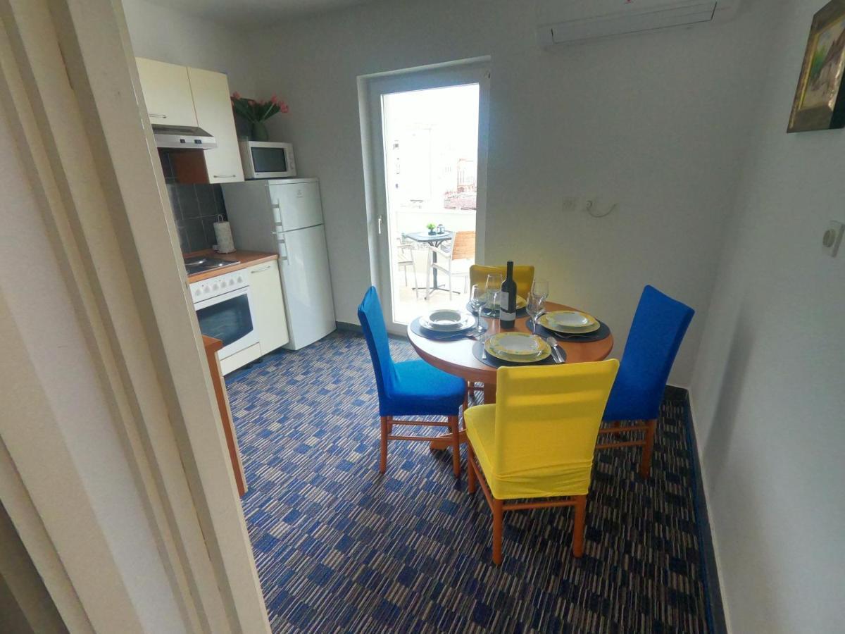 Rooms Jelena Primošten Eksteriør bilde
