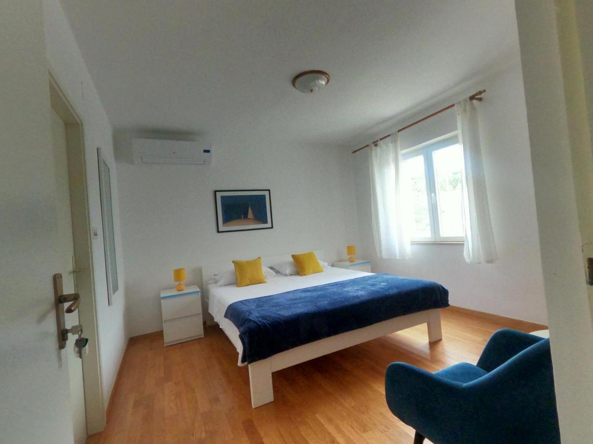 Rooms Jelena Primošten Eksteriør bilde
