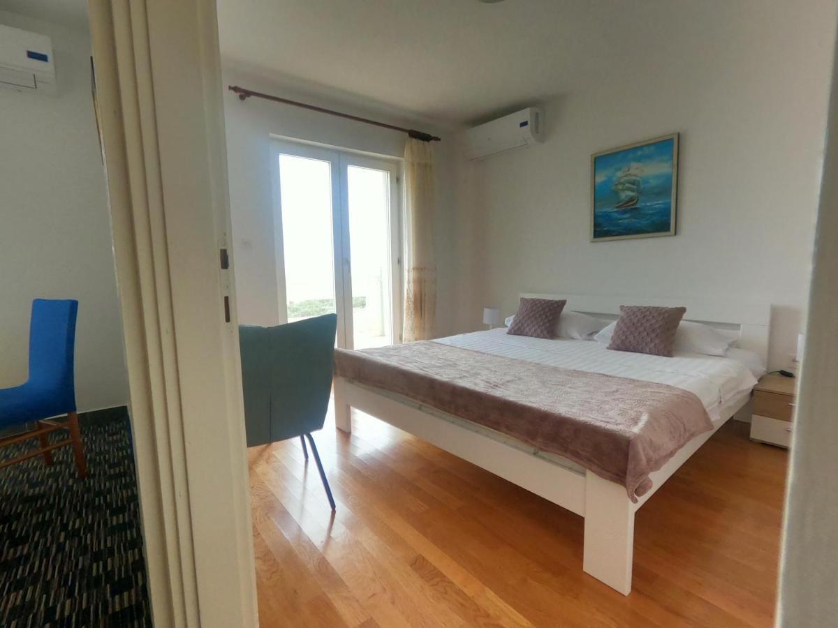 Rooms Jelena Primošten Eksteriør bilde